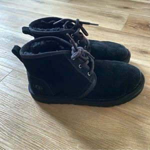 UGG Neumel Chukka Boots black men’s 6 women’s 8